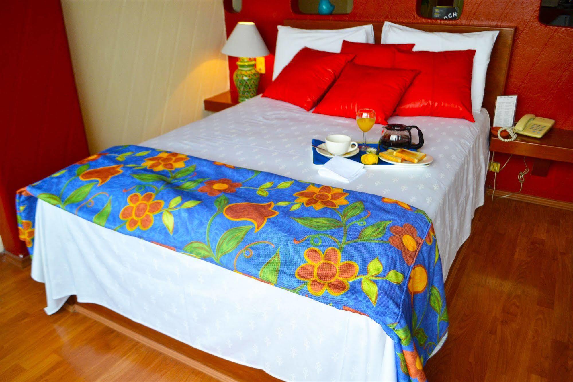 Casa De La Condesa Hotel Kota Meksiko Bagian luar foto